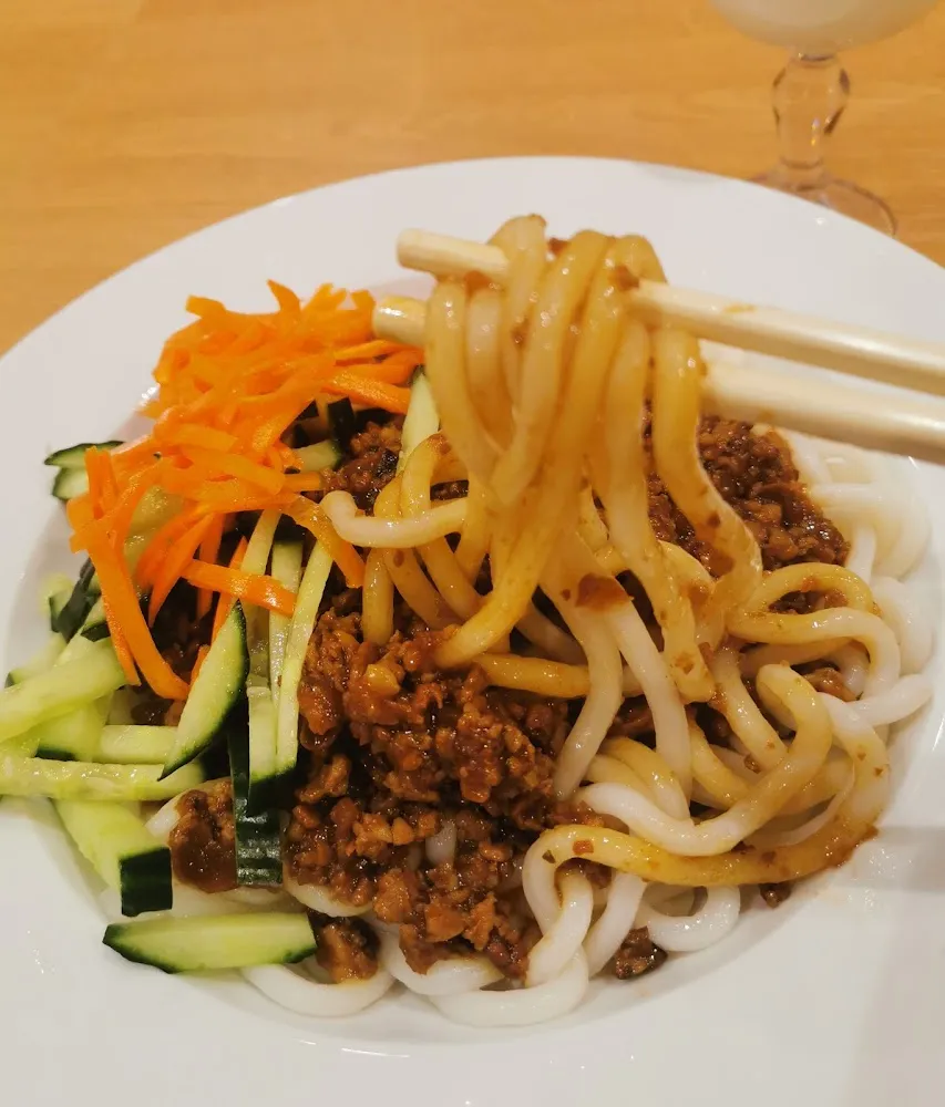 Nouilles Légumes Et Tofu